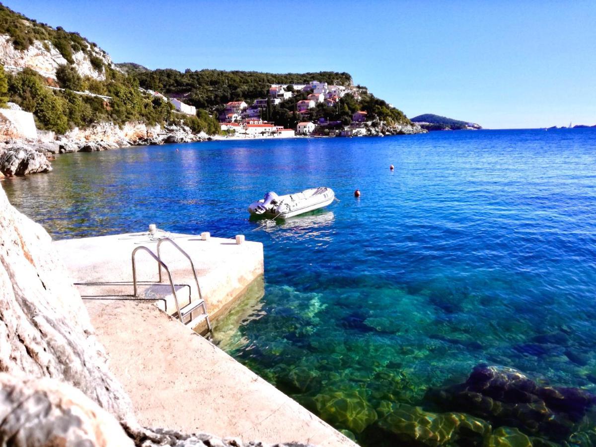 Beach House On The Cliff Zaton  Εξωτερικό φωτογραφία