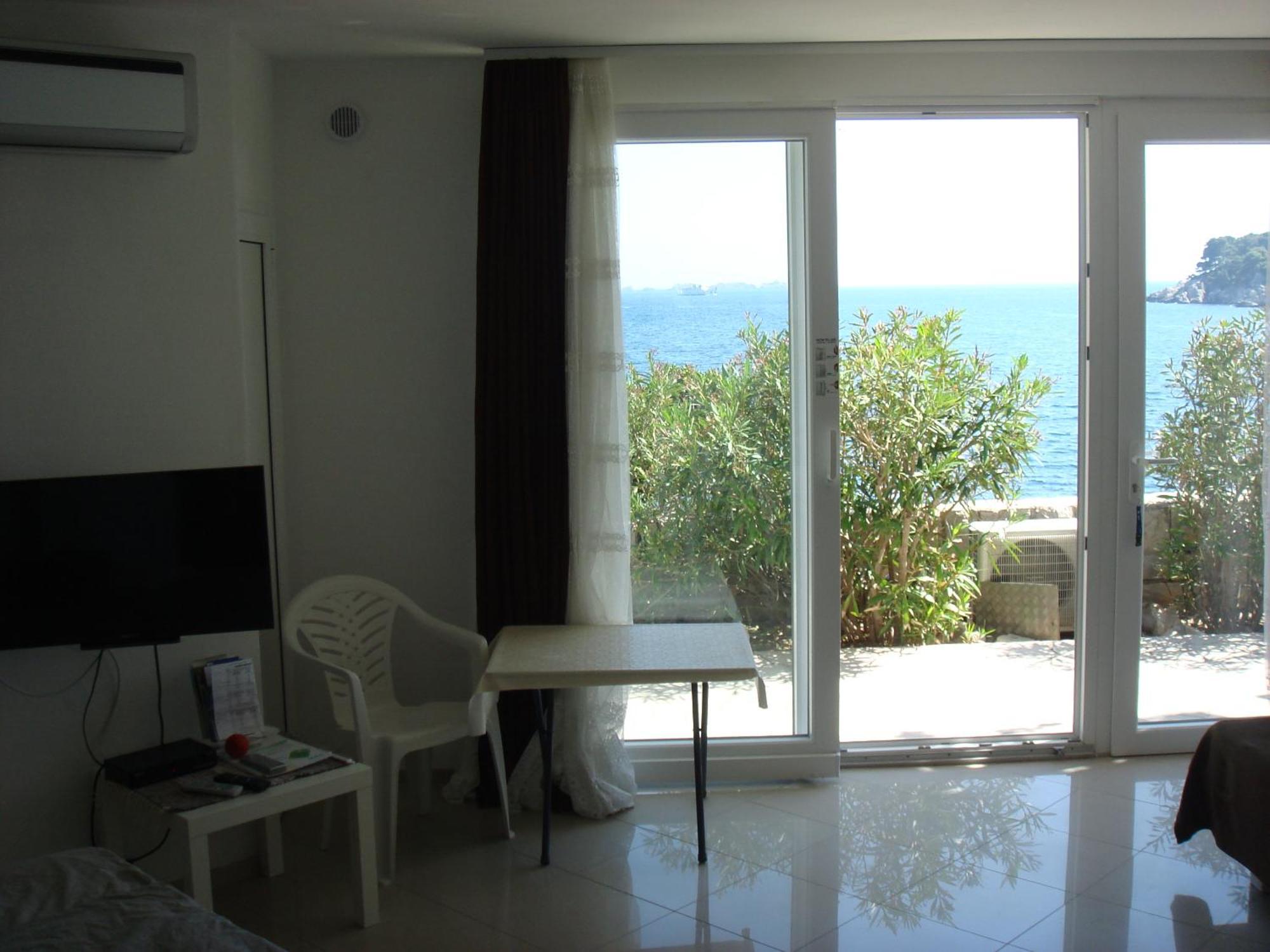 Beach House On The Cliff Zaton  Εξωτερικό φωτογραφία